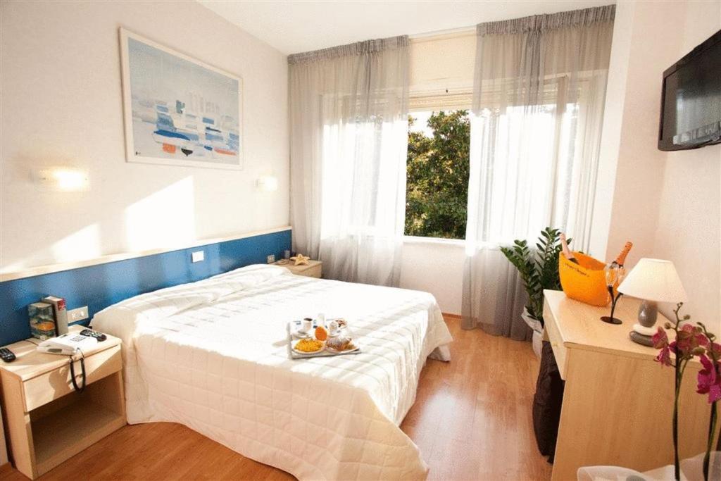 Relais Mediterraneum Roma Habitación foto
